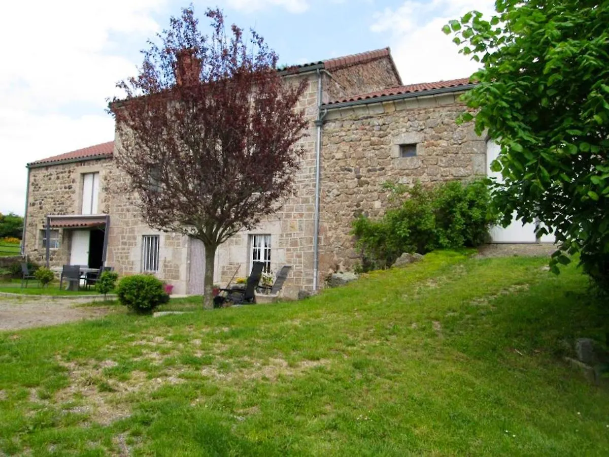 Hébergement de vacances Maison Charmante A Cubelles Avec Vue Sur La Montagne France